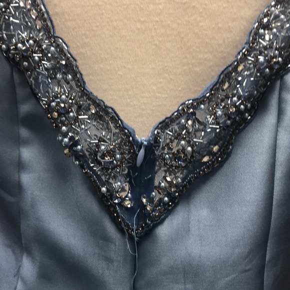 Elegant long evening dress - Picture 8 of 8